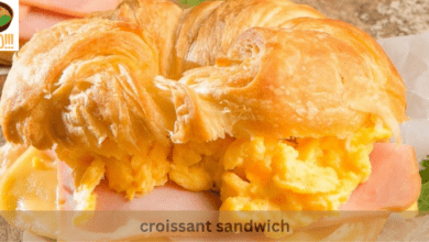 croissant sandwich