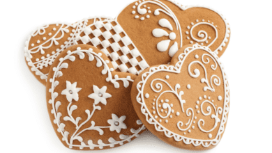 gingersnap cookies with icing